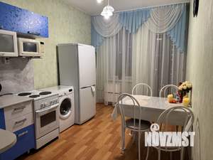 1-к квартира, посуточно, 40м2, 9/17 этаж