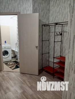 Студия квартира, посуточно, 33м2, 18/25 этаж