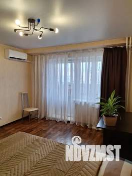 1-к квартира, посуточно, 40м2, 15/16 этаж