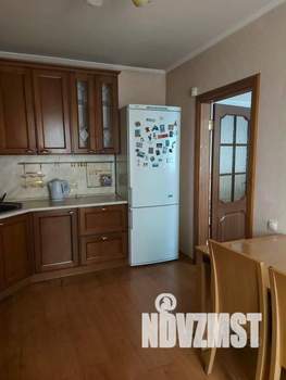 3-к квартира, посуточно, 82м2, 1/1 этаж