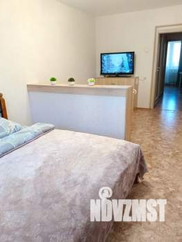 1-к квартира, посуточно, 38м2, 3/15 этаж