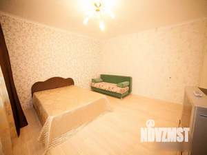 1-к квартира, посуточно, 42м2, 2/10 этаж