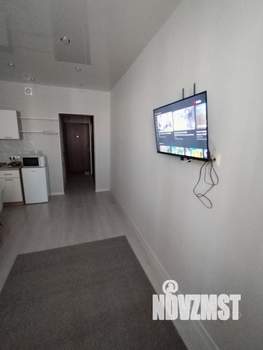 Студия квартира, посуточно, 28м2, 17/18 этаж