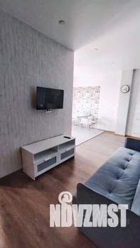 1-к квартира, посуточно, 46м2, 1/1 этаж