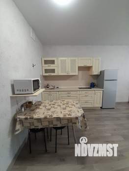 Студия квартира, посуточно, 32м2, 17/17 этаж