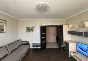 1-к квартира, на длительный срок, 42м2, 4/10 этаж