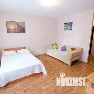 1-к квартира, посуточно, 42м2, 3/10 этаж