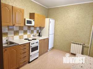 1-к квартира, посуточно, 35м2, 3/17 этаж