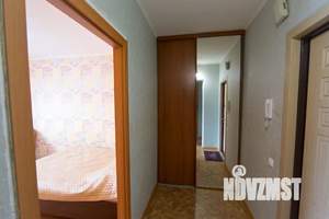 1-к квартира, посуточно, 40м2, 6/10 этаж