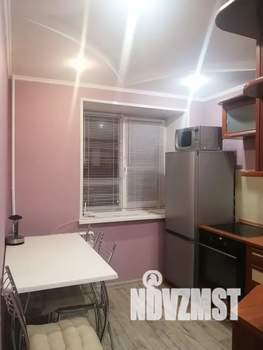 1-к квартира, посуточно, 42м2, 3/5 этаж