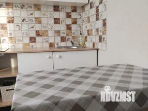 1-к квартира, посуточно, 28м2, 7/9 этаж