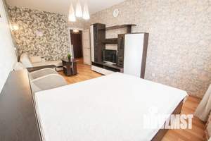 1-к квартира, посуточно, 52м2, 5/25 этаж