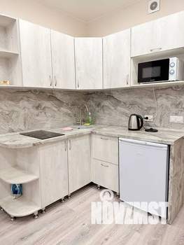 Студия квартира, посуточно, 28м2, 3/17 этаж