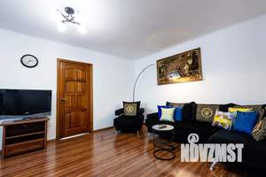 3-к квартира, посуточно, 75м2, 1/5 этаж