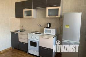 1-к квартира, посуточно, 35м2, 5/10 этаж