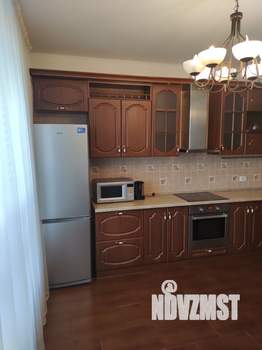 3-к квартира, на длительный срок, 122м2, 8/10 этаж