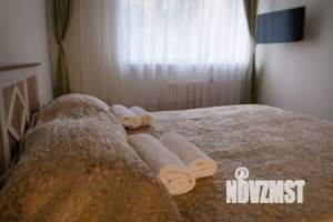 2-к квартира, посуточно, 48м2, 1/1 этаж