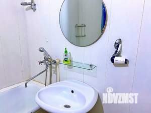 1-к квартира, посуточно, 38м2, 4/5 этаж