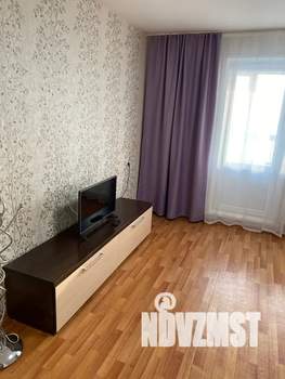 1-к квартира, посуточно, 44м2, 12/17 этаж