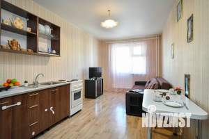 2-к квартира, посуточно, 60м2, 16/17 этаж