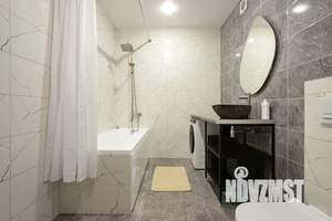 Студия квартира, посуточно, 40м2, 15/21 этаж