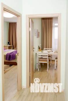 1-к квартира, посуточно, 40м2, 21/25 этаж