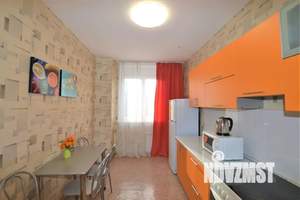 1-к квартира, посуточно, 51м2, 7/20 этаж