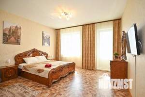 1-к квартира, посуточно, 42м2, 1/1 этаж