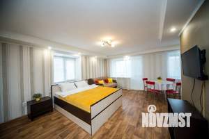 Студия квартира, посуточно, 35м2, 3/5 этаж