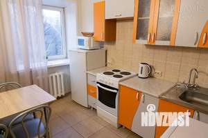 2-к квартира, посуточно, 50м2, 3/5 этаж