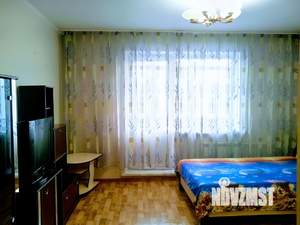 1-к квартира, посуточно, 42м2, 10/10 этаж