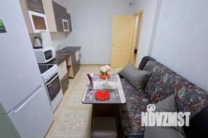 1-к квартира, посуточно, 45м2, 1/1 этаж