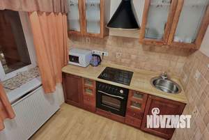 2-к квартира, посуточно, 61м2, 1/1 этаж