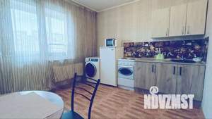 1-к квартира, посуточно, 40м2, 3/10 этаж