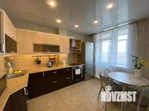 Студия квартира, посуточно, 40м2, 12/16 этаж