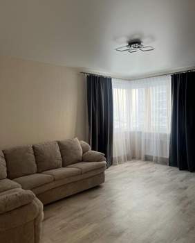 3-к квартира, на длительный срок, 82м2, 3/25 этаж