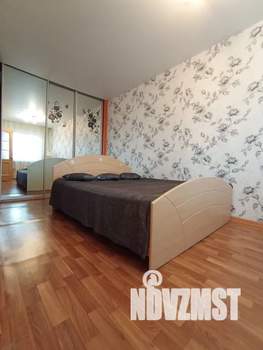 2-к квартира, посуточно, 42м2, 5/5 этаж