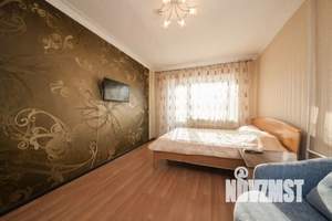 1-к квартира, посуточно, 38м2, 4/5 этаж