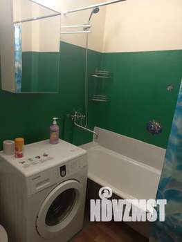 Студия квартира, посуточно, 40м2, 9/10 этаж