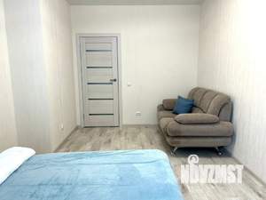 1-к квартира, посуточно, 35м2, 4/25 этаж