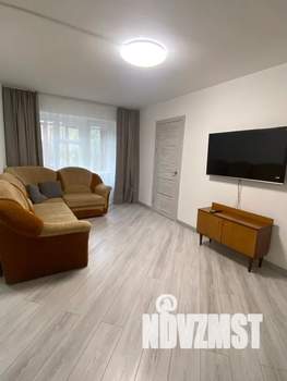 2-к квартира, посуточно, 42м2, 2/5 этаж
