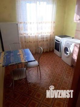 1-к квартира, посуточно, 34м2, 10/10 этаж