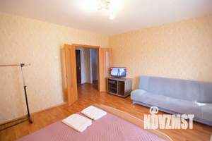 1-к квартира, посуточно, 50м2, 1/1 этаж