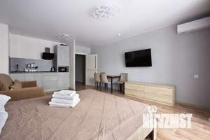 Студия квартира, посуточно, 32м2, 1/17 этаж