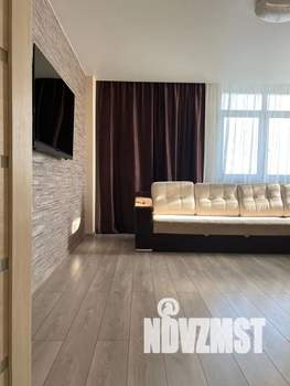 1-к квартира, посуточно, 40м2, 18/25 этаж