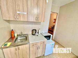 1-к квартира, посуточно, 40м2, 6/25 этаж