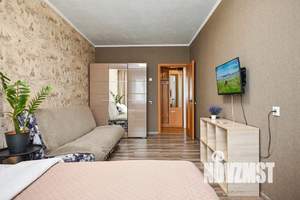 2-к квартира, посуточно, 60м2, 1/1 этаж