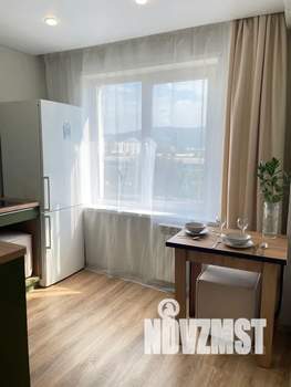 2-к квартира, посуточно, 39м2, 8/9 этаж