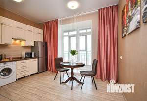 1-к квартира, посуточно, 40м2, 1/1 этаж