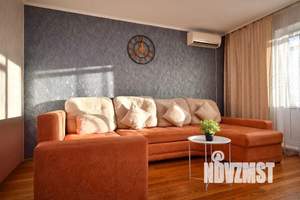 2-к квартира, посуточно, 60м2, 10/10 этаж